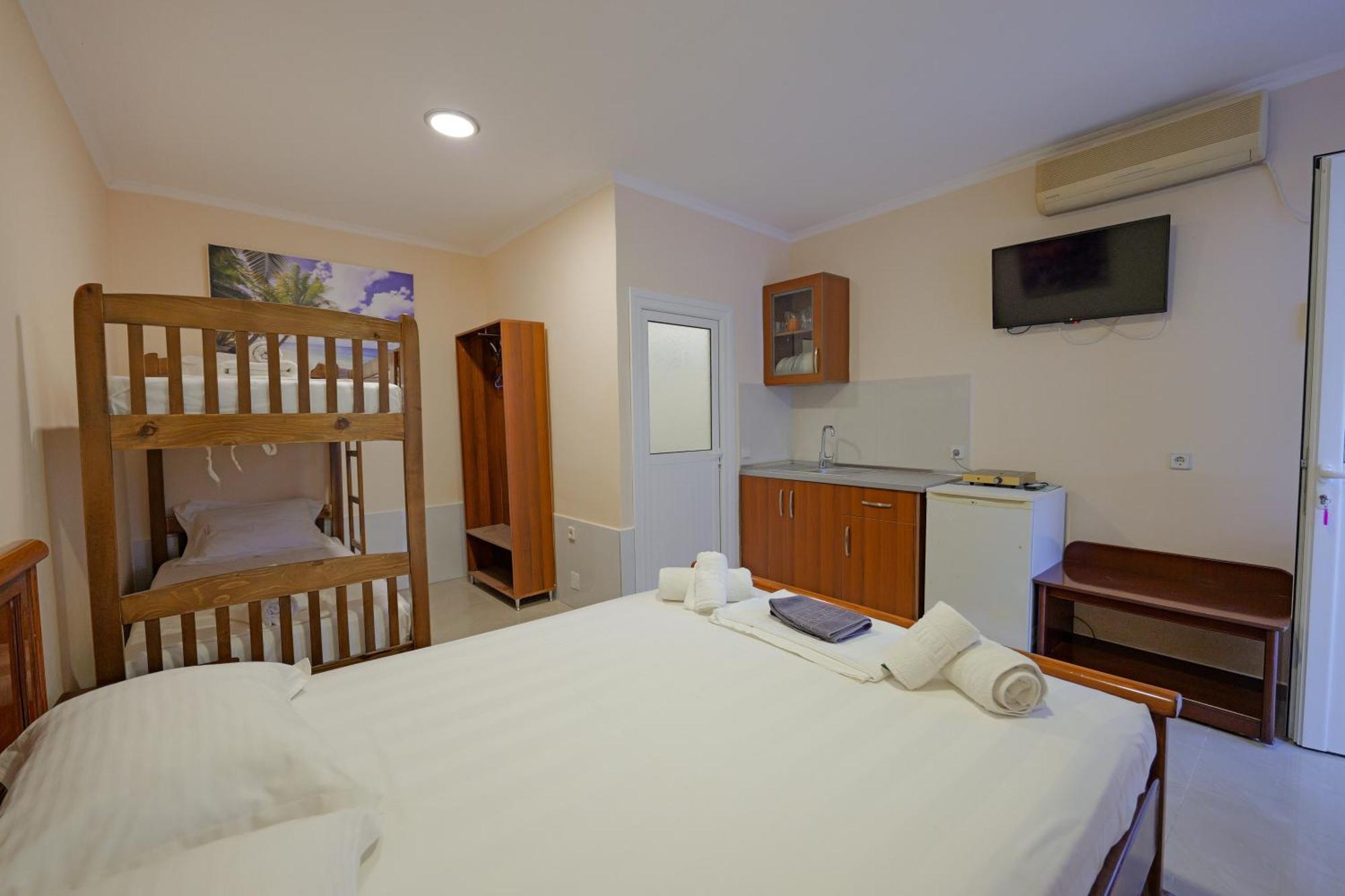 Cozy Veranda Kristian - Free Parking Ksamil Exterior photo