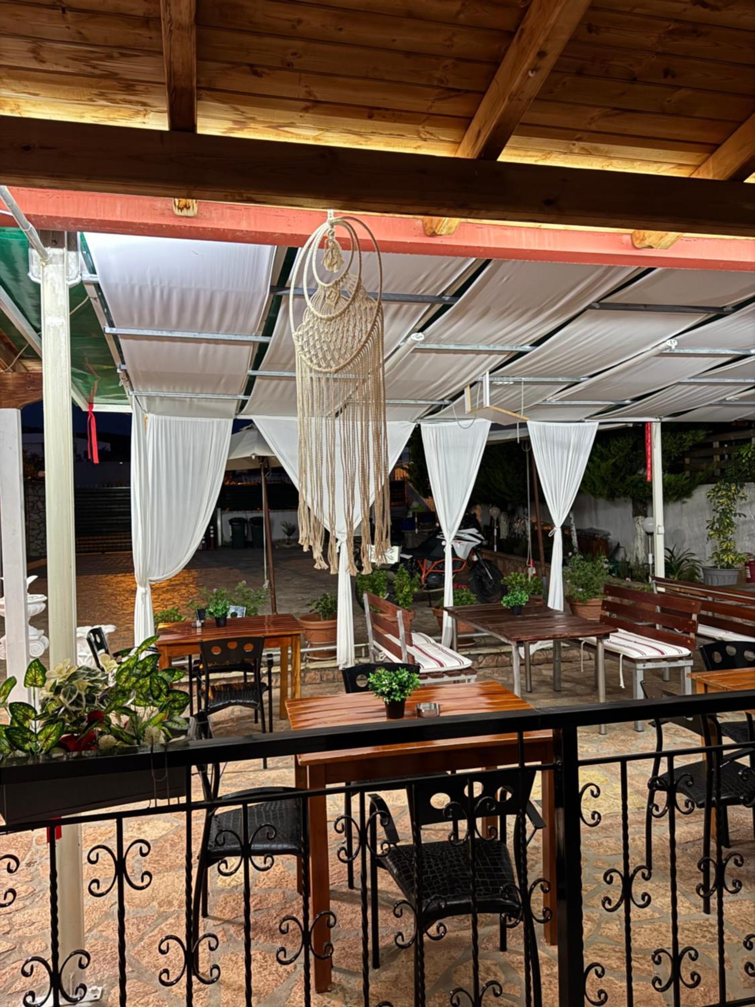 Cozy Veranda Kristian - Free Parking Ksamil Exterior photo